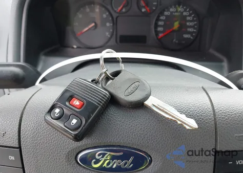 2005 Ford Freestyle Sel из США, поврежденный, VIN 1FMZK051X5GA35853